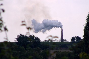  Zuckerfabrik Offstein; Schornstein, Dampf und Rauch 